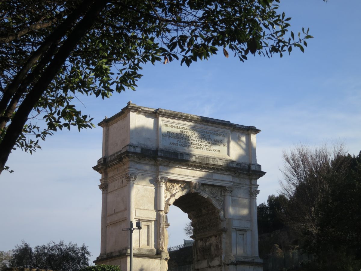 Triumphbogen des Titus, Forum Romanum